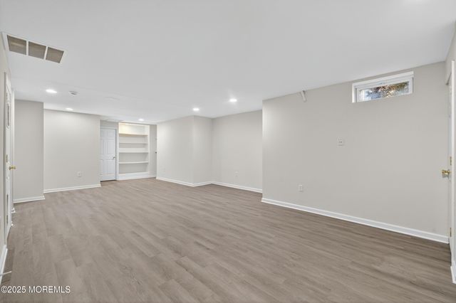 60 Wlodarczyk Place, Parlin, NJ 08859