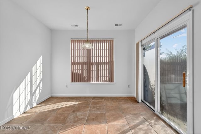 60 Wlodarczyk Place, Parlin, NJ 08859