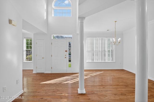 60 Wlodarczyk Place, Parlin, NJ 08859