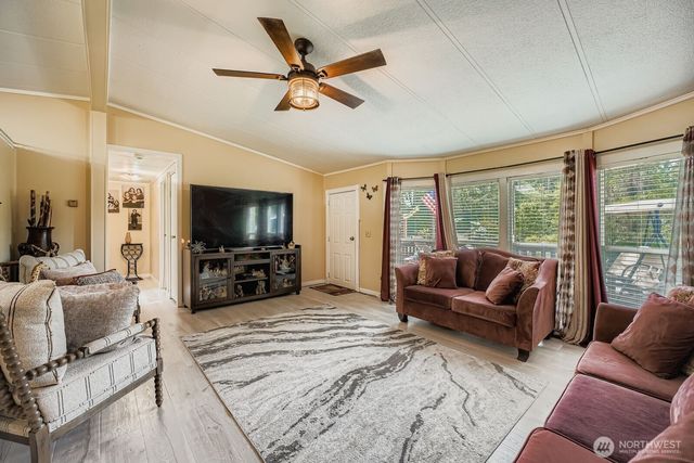 2431 S 371st Street #20, Federal Way, WA 98003