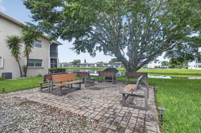 79 CHATHAM D, West Palm Beach, FL 33417