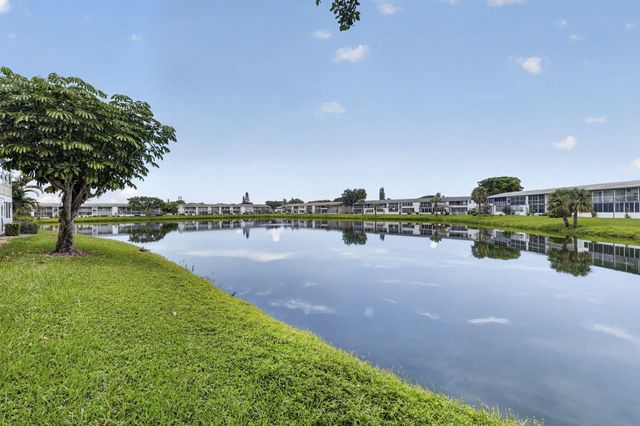 79 CHATHAM D, West Palm Beach, FL 33417