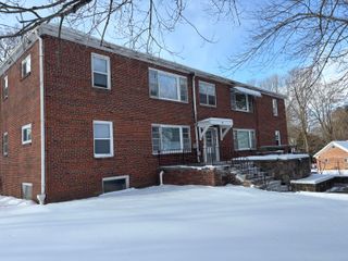 190 Maple Street, Concord Vllg, MI 49237