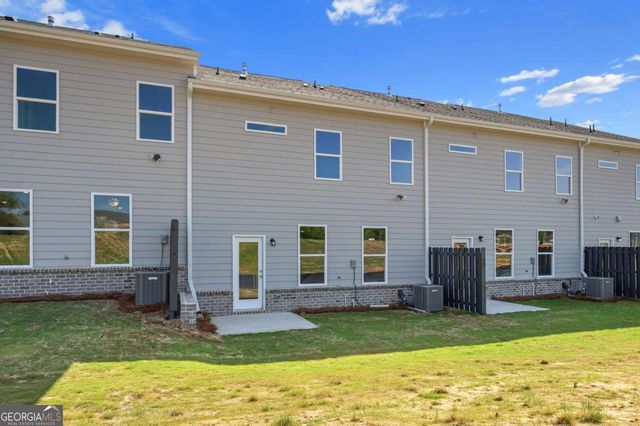 3670 Donovan Circle, Loganville, GA 30052