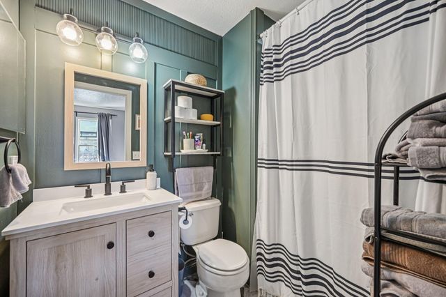 2300 Maribeth Place, Grove City, OH 43123