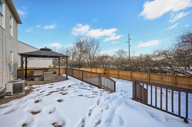 2300 Maribeth Place, Grove City, OH 43123