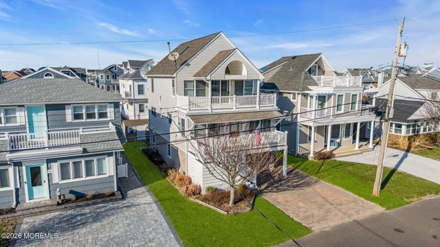 564 Perch Avenue, Manasquan, NJ 08736