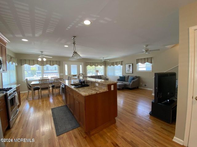 564 Perch Avenue, Manasquan, NJ 08736