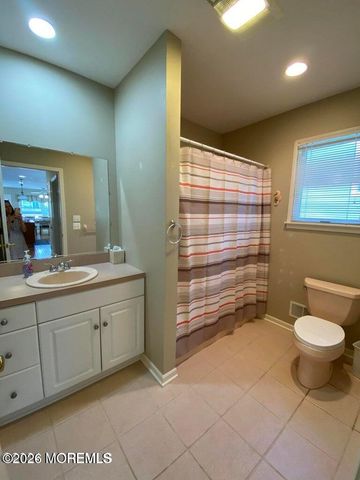 564 Perch Avenue, Manasquan, NJ 08736