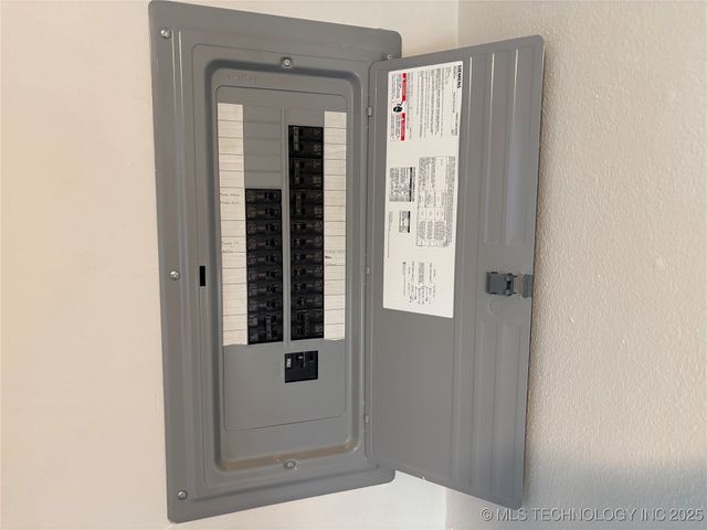 917 Q Street SW, Ardmore, OK 73401