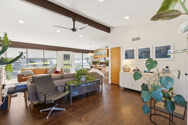 10324 Lake Gardens Drive, Dallas, TX 75218