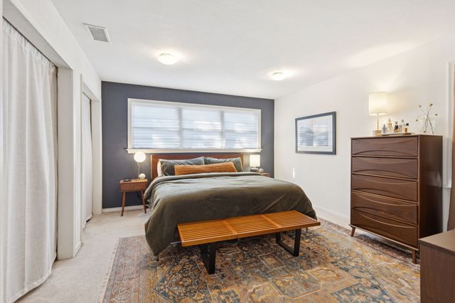 10324 Lake Gardens Drive, Dallas, TX 75218