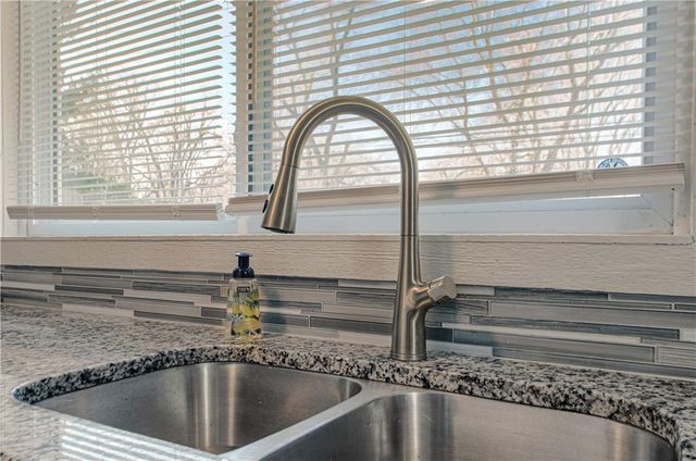 10912 McKinley Avenue, Kansas City, MO 64134