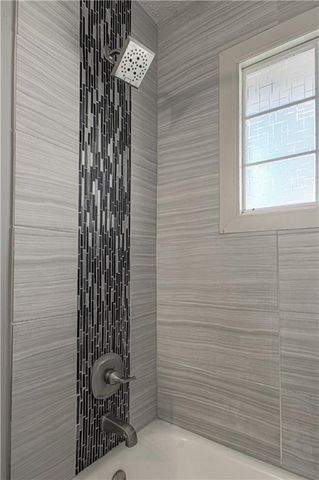 10912 McKinley Avenue, Kansas City, MO 64134