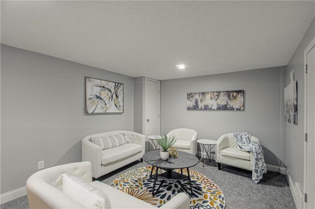 10912 McKinley Avenue, Kansas City, MO 64134