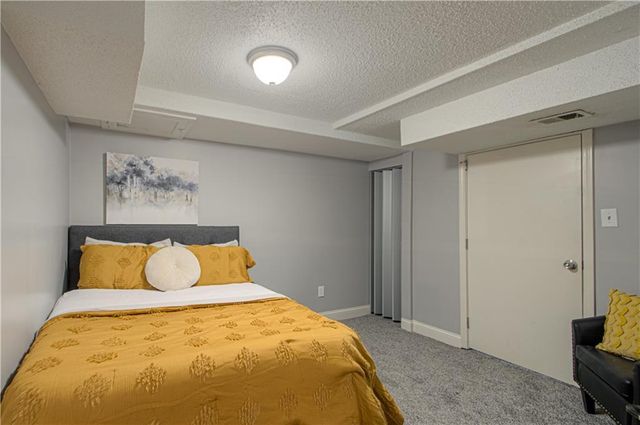 10912 McKinley Avenue, Kansas City, MO 64134