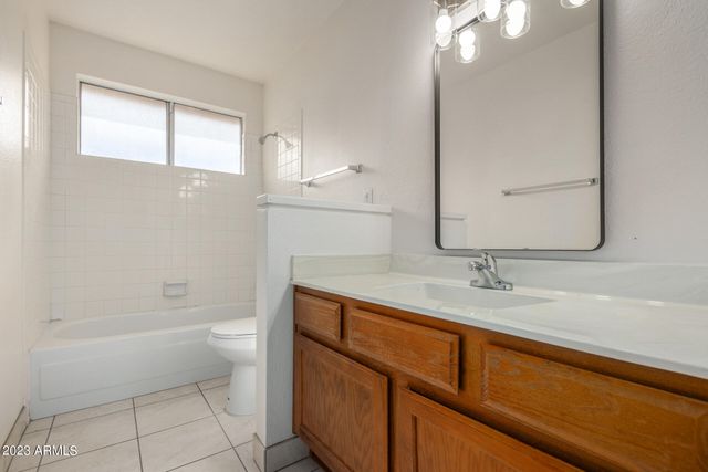 9422 S 43RD Place, Phoenix, AZ 85044