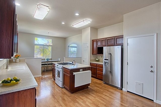 73 Firethorne Way, Watsonville, CA 95076