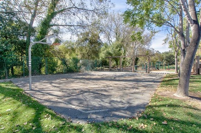 73 Firethorne Way, Watsonville, CA 95076