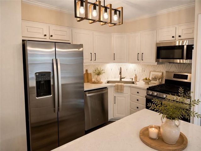 742 OLDE TOWNE Lane, Marietta, GA 30068