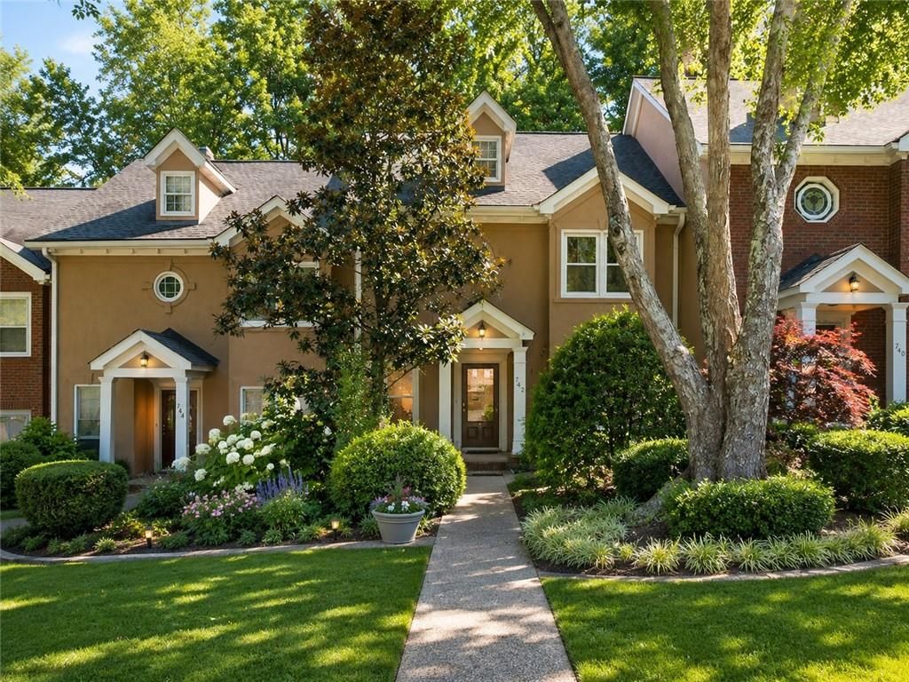 742 OLDE TOWNE Lane, Marietta, GA 30068