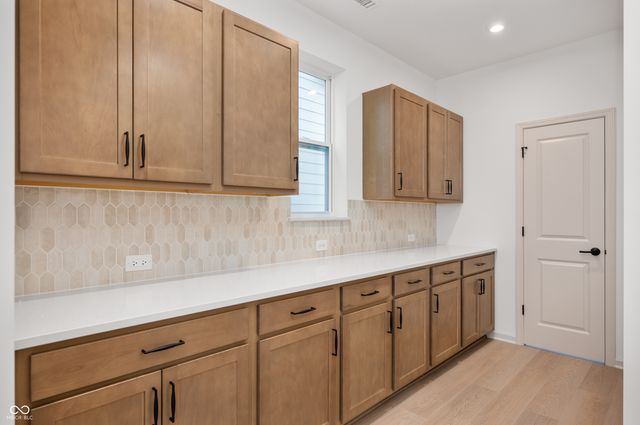 828 Possman Way, Westfield, IN 46074