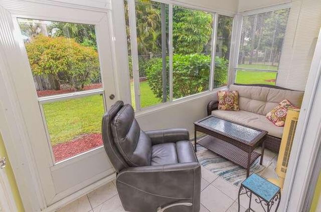 3362 Cynthia Lane 111, Lake Worth Beach, FL 33461