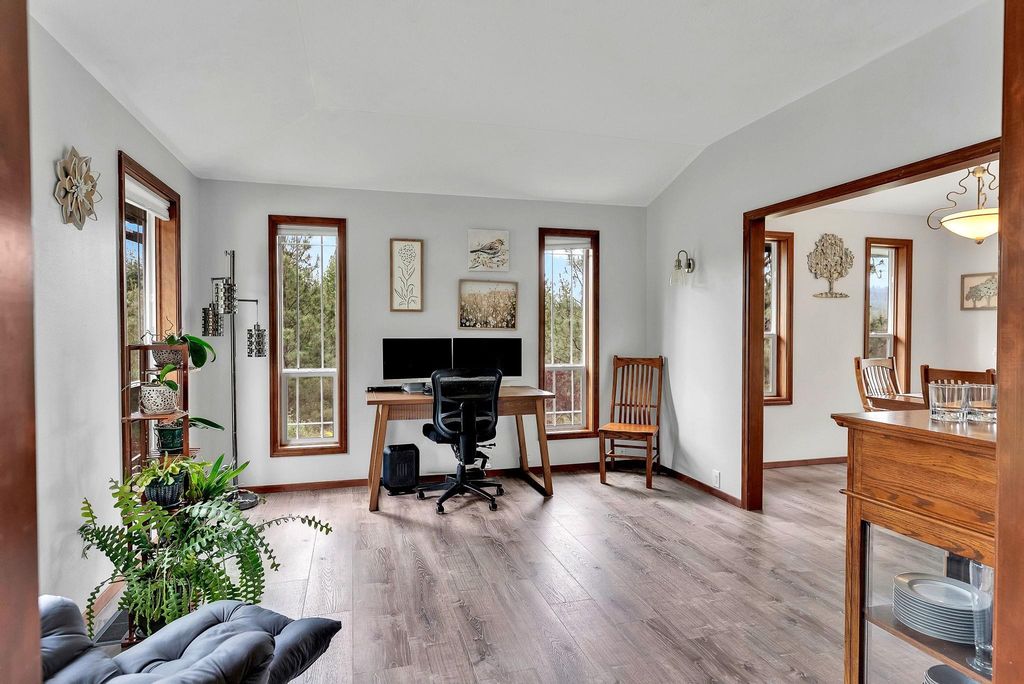 6533 D Lois Way, Nine Mile Falls, WA 99026 photo 12