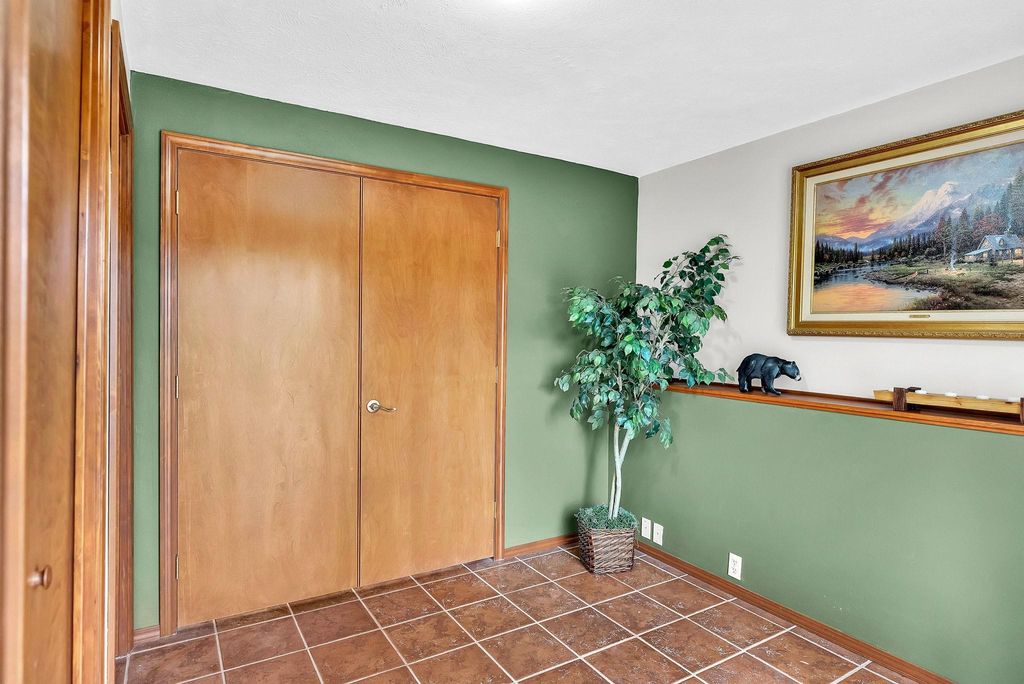 6533 D Lois Way, Nine Mile Falls, WA 99026 photo 27