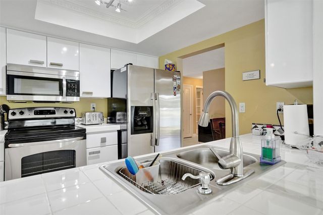 4519 NW 46th Ter, Tamarac, FL 33319