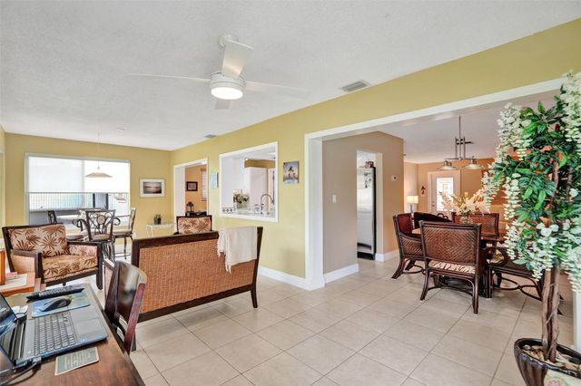 4519 NW 46th Ter, Tamarac, FL 33319