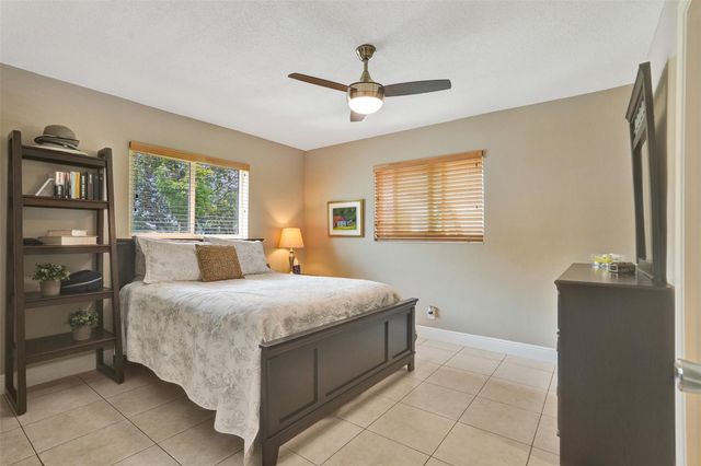 4519 NW 46th Ter, Tamarac, FL 33319