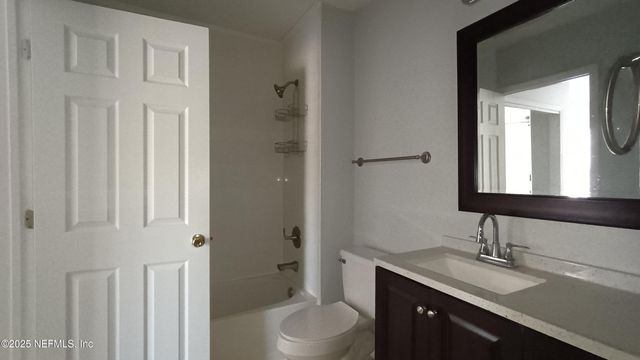 1655 THE GREENS Way 2211, Jacksonville Beach, FL 32250