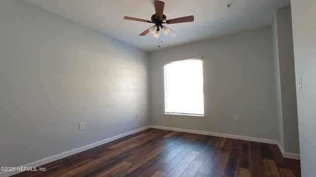 1655 THE GREENS Way 2211, Jacksonville Beach, FL 32250