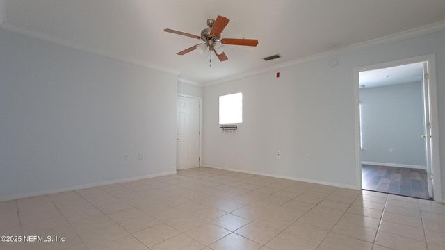 1655 THE GREENS Way 2211, Jacksonville Beach, FL 32250