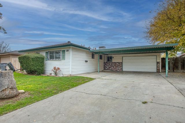 4921 E Oslin, Fresno, CA 93727