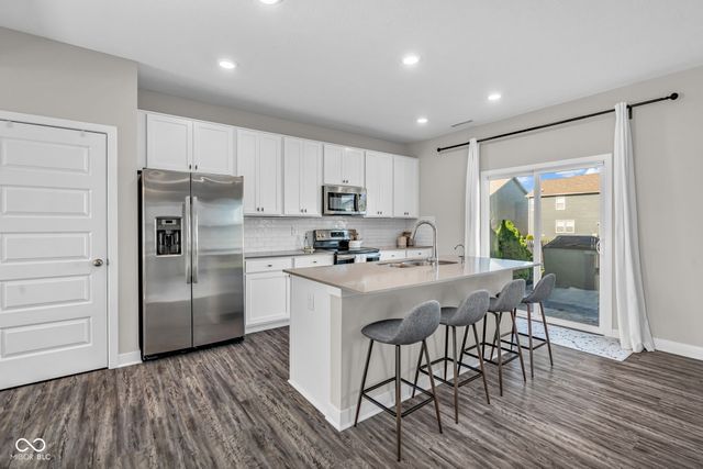 19964 Fenside Crossing, Westfield, IN 46074