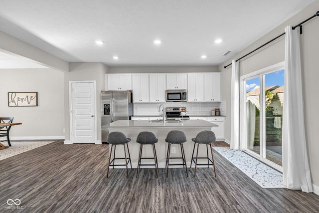 19964 Fenside Crossing, Westfield, IN 46074