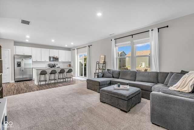 19964 Fenside Crossing, Westfield, IN 46074