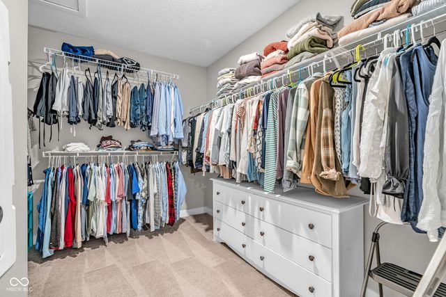 19964 Fenside Crossing, Westfield, IN 46074