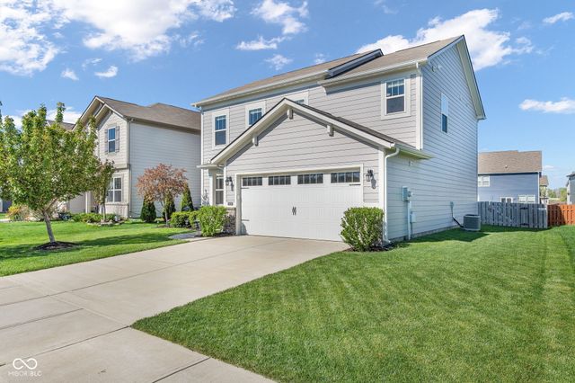 19964 Fenside Crossing, Westfield, IN 46074