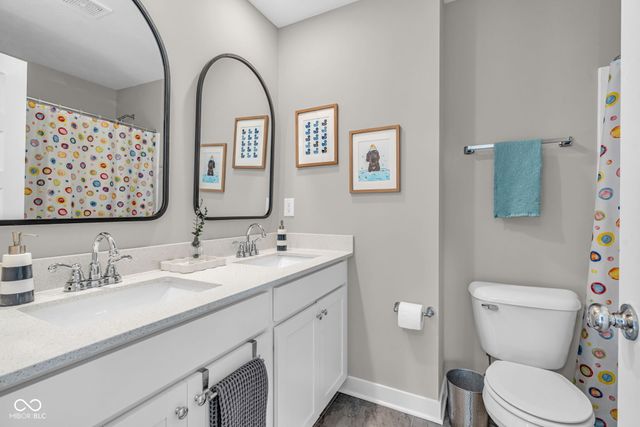 19964 Fenside Crossing, Westfield, IN 46074