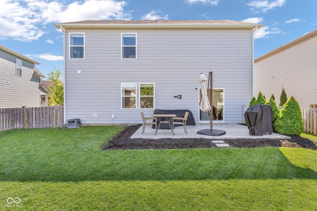 19964 Fenside Crossing, Westfield, IN 46074