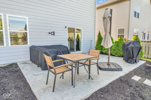 19964 Fenside Crossing, Westfield, IN 46074