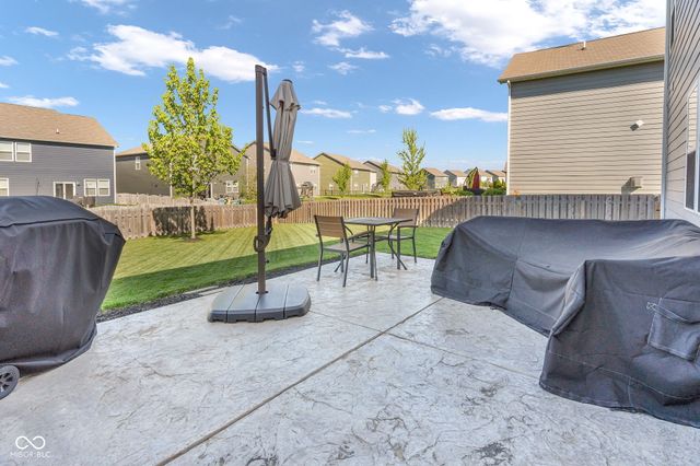 19964 Fenside Crossing, Westfield, IN 46074