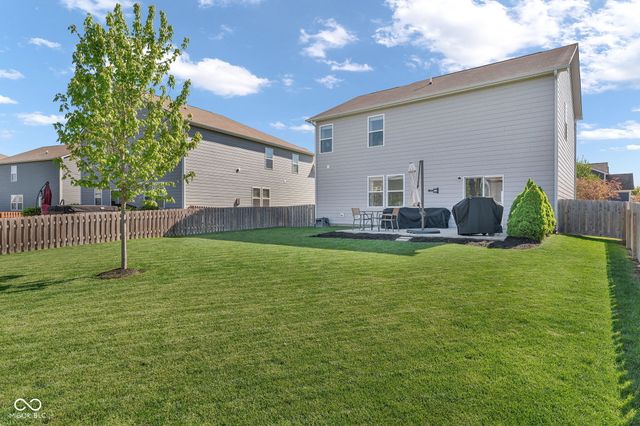 19964 Fenside Crossing, Westfield, IN 46074