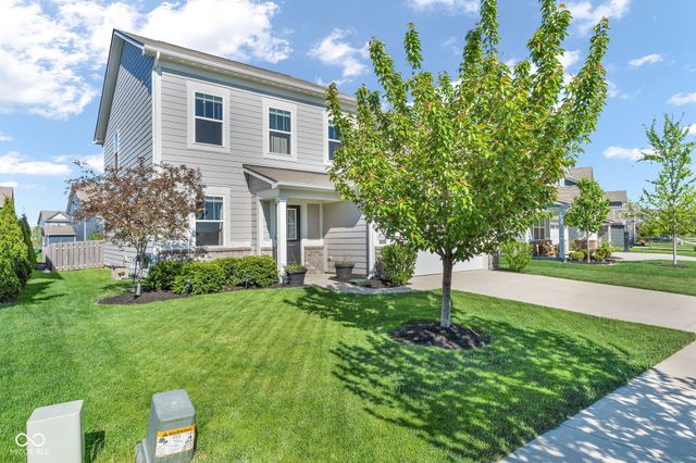 19964 Fenside Crossing, Westfield, IN 46074