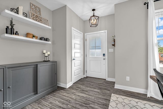 19964 Fenside Crossing, Westfield, IN 46074