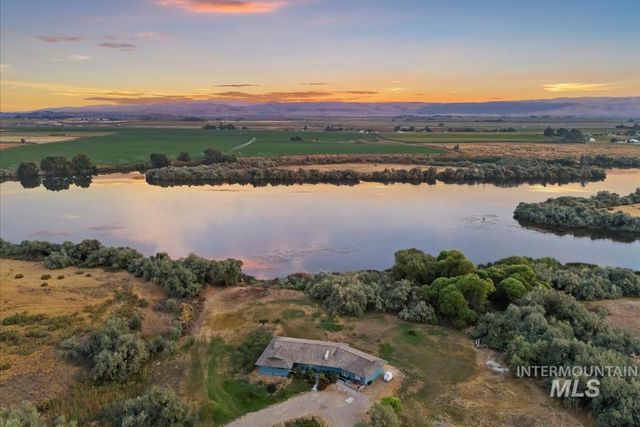 23743 Viking Lane, Wilder, ID 83676