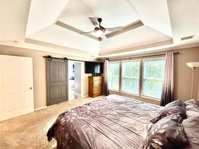 5920 NE Turquoise Drive, Lee's Summit, MO 64064